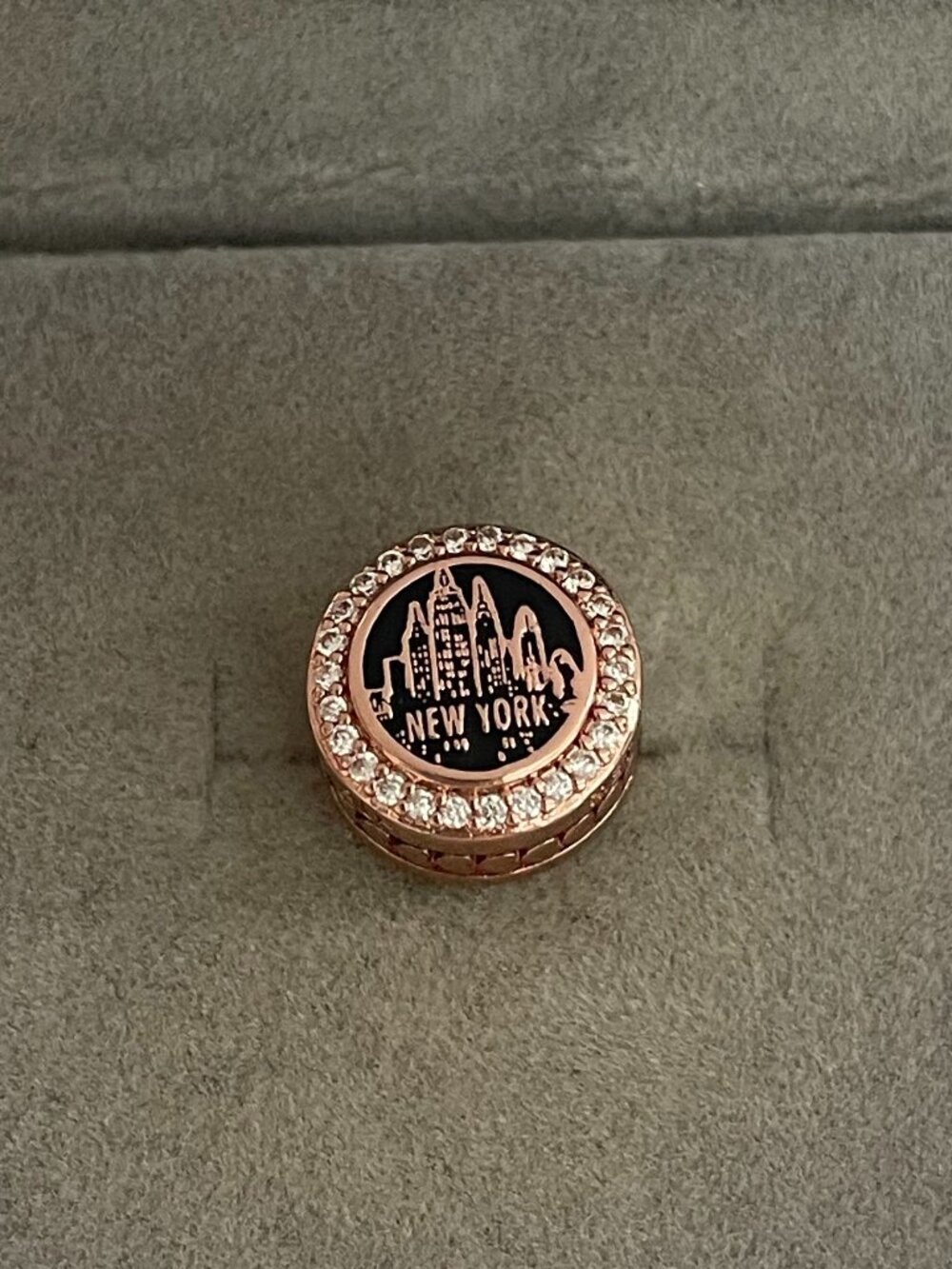 Pandora New York city Exclusive Charm